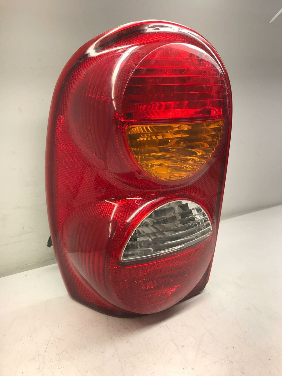 2002 2004 Jeep Liberty Rear Tail Light Lamp Assembly Driver Left Lh Green Garden Auto Parts 0343