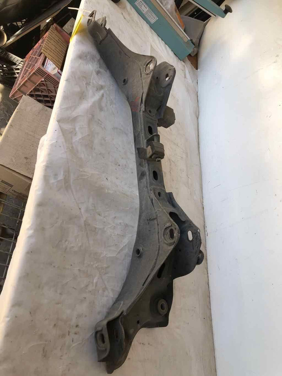 2012 - 2014 HYUNDAI SONATA 2.4L Rear Suspension Undercarriage Crossmem