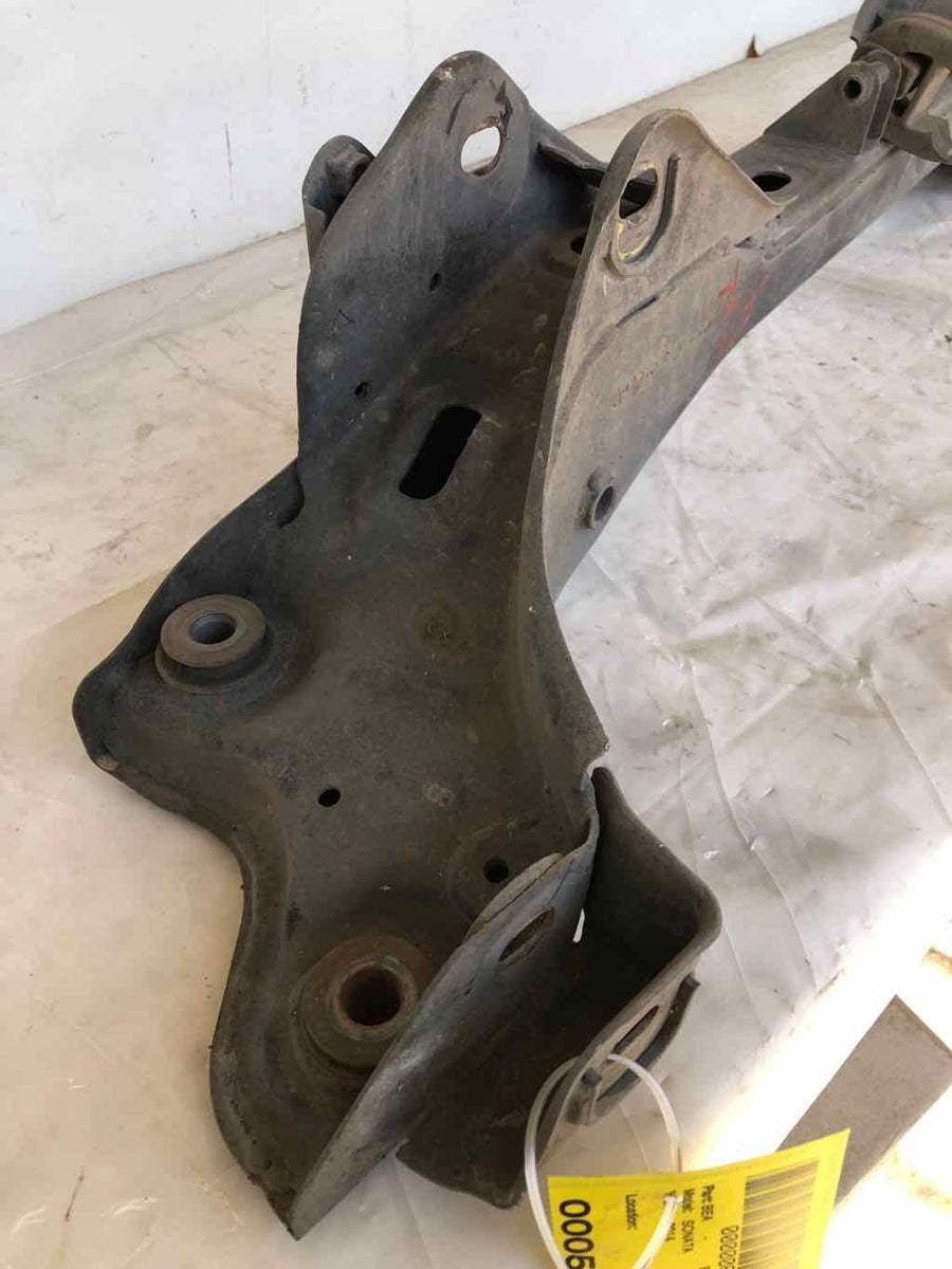 2012 - 2014 HYUNDAI SONATA 2.4L Rear Suspension Undercarriage Crossmem