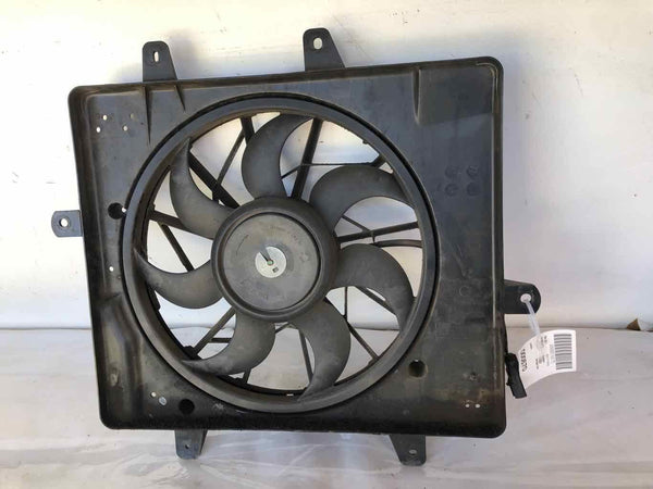 2001 - 2005 CHRYSLER PT CRUISER Electric Cooling Motor Fan Assembly w/o Turbo