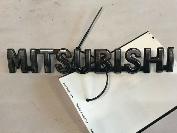 2018 MITSUBISHI OUTLANDER Emblem OEM Q