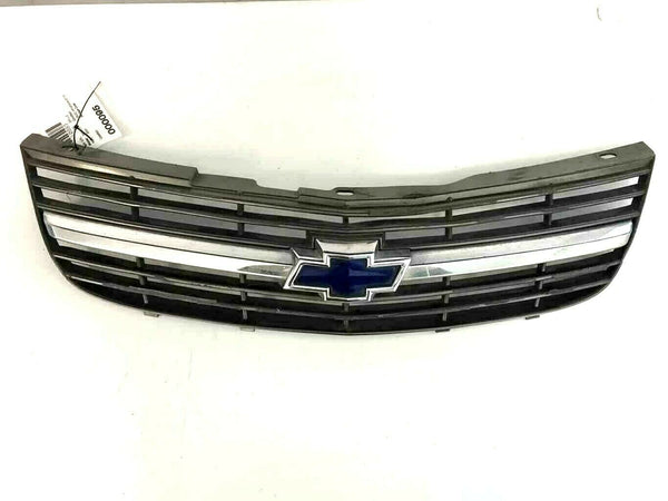 2000 - 2005 CHEVROLET IMPALA Center Front Bumper Grille Grill w/ Emblem OEM Q