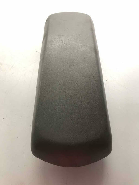 2004 CHEVYROLET MALIBU Front Center Console Trim Arm Rest Leather Black OEM Q