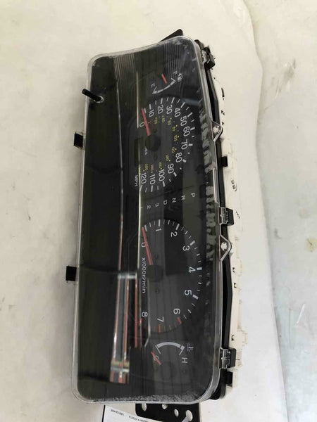 2002 2003 MITSUBISHI MONTERO SPORT Speedometer Instrument Cluster 180K Miles OEM