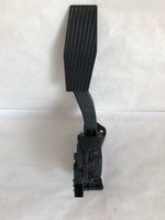 2014 - 2018 CHEVROLET IMPALA Accelerator Gas Pedal Lever w/ Sensor 6PV00976500