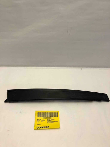 1994 HONDA ACCORD Front Window Trim Molding Driver Left LH OEM