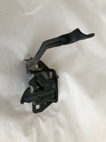 2000 DODGE GRAND CARAVAN SE Hood Lock Latch Release Open OEM