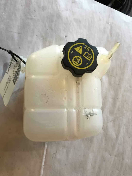 2014 - 2017 CHEVROLET IMPALA Engine Coolant Recovery Overflow Bottle Tank w/ Cap