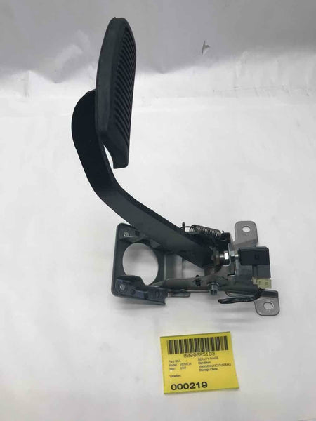 2007 HYUNDAI VERACRUZ Front Brake Foot Floor Pedal Stop Driver Side Interior OEM