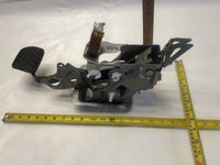 2014 - 2018 NISSAN VERSA NOTE Floor Brake Slow Pedal Lever Assembly Hatchback