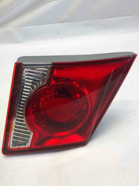 2014 CHEVY CRUZE Rear Left Inner Side Tail Light Assy Lid Mounted Fits 2011-2016