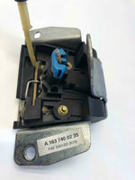 1990 MERCEDES 300E Rear Door Lock Vacuum Actuator Assembly