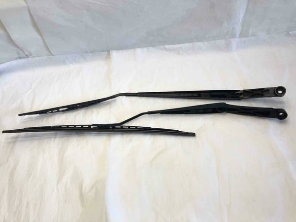 2016 NISSAN VERSA Front Windshield Wiper Arm Left and Right Side G