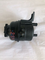 1997 - 1999 BMW 528I Power Steering Pump Diesel Fuel Tank Reservoir 2.8L A/T G