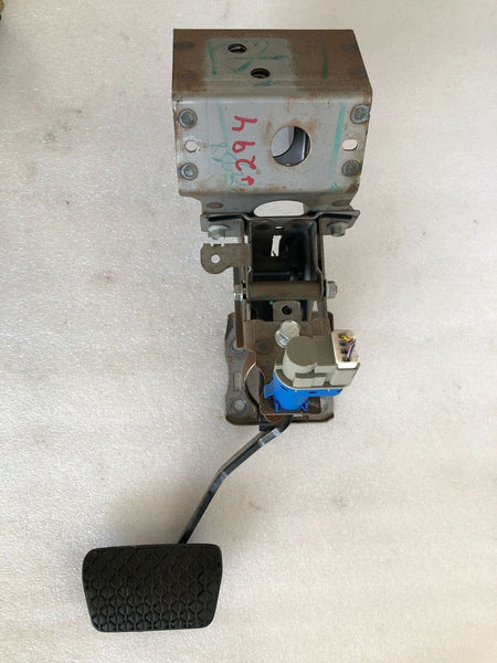 2010 FORD FUSION Front Foot Brake Pedal Assembly 2.5L Automatic Trans G