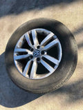 2010 VW TIGUAN Wheel Rim and Tire 16x6-1/2 alloy 5 Double Spoke 215/65R16 G