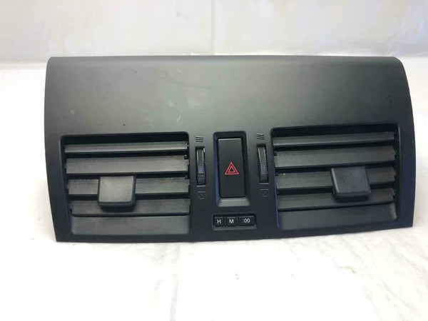 2011 MAZDA 3 Front Dash Air Cond. Heater Vents With Hazard Switch Control G