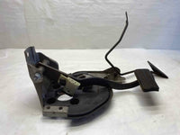 2002 CHEVY TAHOE Front Gas and Brake Pedal Assembly G