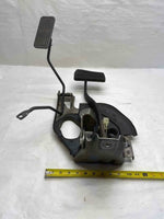 2002 CHEVY TAHOE Front Gas and Brake Pedal Assembly G