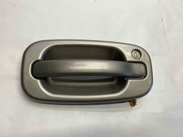 1999 - 2007 CHEVY TAHOE Front Outside Door Handle Right Passenger Side G