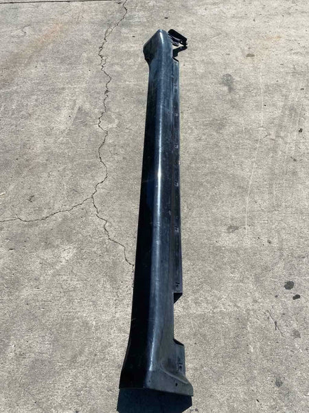 2009 - 2011 HYUNDAI GENESIS Rocker Moulding Side Skirt Left Driver Side LH G