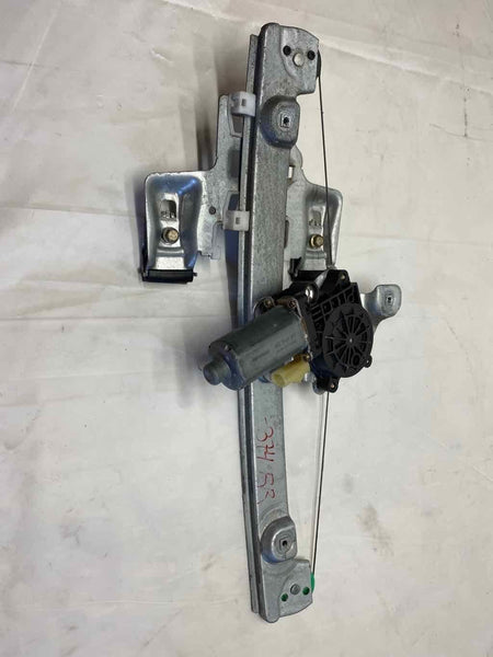 2005-2008 DODGE MAGNUM Rear Electric Door Window Regulator Right Passenger Side