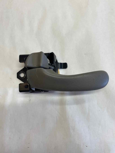 2000 - 2005 CHEVROLET IMPALA Front Inside Door Handle Left Driver Side LH G