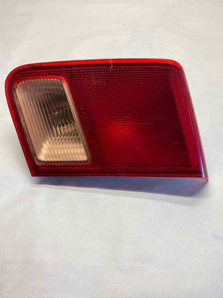 2002 HONDA CIVIC Rear Tail Light Assembly Lid Mounted Right Passenger Side RH G