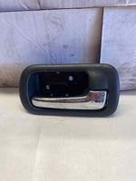 2002 - 2005 HONDA CIVIC Front Inside Door Handle Right Passenger Side RH G