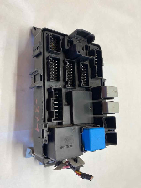 2011 HYUNDAI ACCENT Cabin Fuse Box 1.6L FWD A/T Sedan G