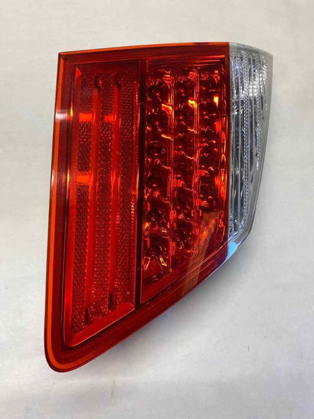 2009 - 2014 HYUNDAI GENESIS Rear Tail Light Assembly Lid Mounted Left Side LH G