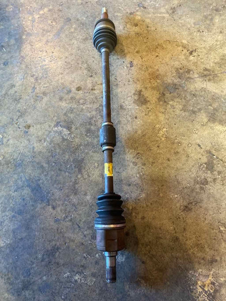 2007 - 2011 HYUNDAI ACCENT Front Axle Shaft RWD 1.6L Right Passenger Side RH G