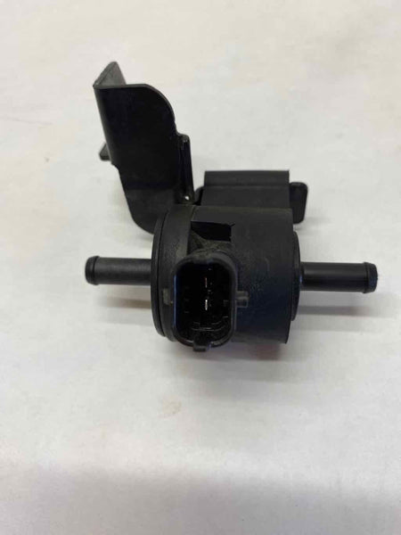 2011 HYUNDAI ACCENT Evap Vapor Canister Purge Valve Solenoid1.6L Sedan G