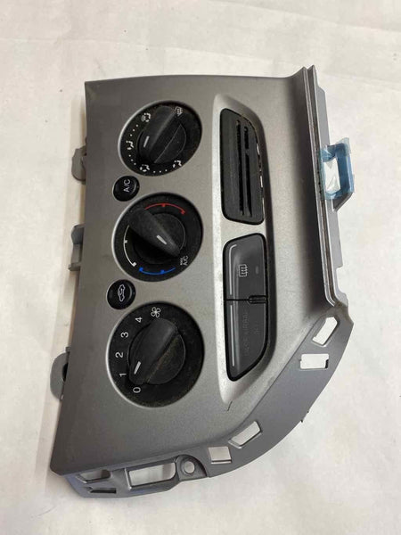 2013 - 2014 FORD FOCUS Heater Air Conditioner Manual Temperature Control Sedan T