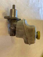 2006-2007 DODGE MAGNUM Brake Master Cylinder with Fluid Bottle Tank 3.5L Wagon G