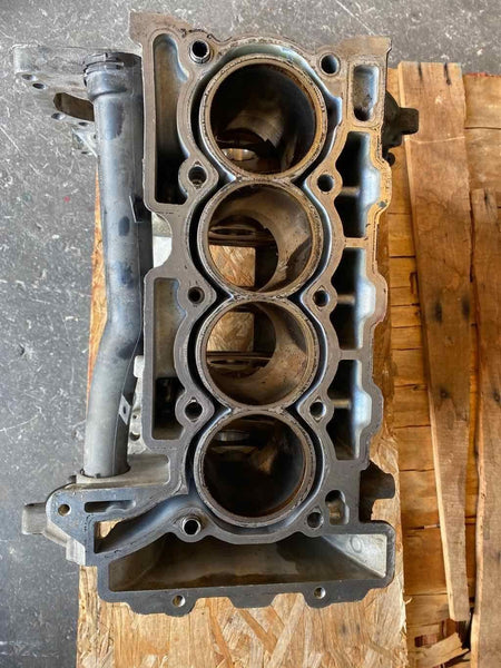 2007 - 2010 MINI COOPER 4-Cylinder Hatchback Cylinder Block A/T 1.6L FWD Used T