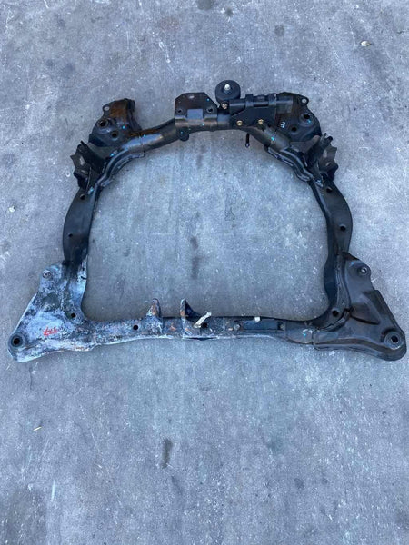 2002 - 2005 HONDA CIVIC Front Undercarriage Crossmember Subframe 1.7L Sedan G