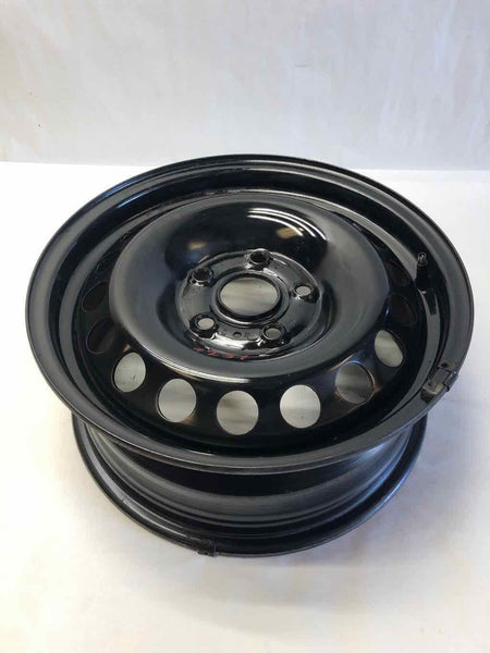 2001 - 2005 VOLKSWAGEN PASSAT GL 1.8 Wagon 15' Wheel Rim Painted 15x6 (steel) T