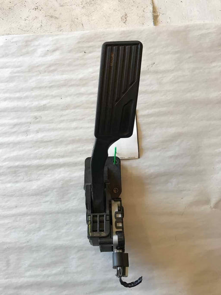 2016 CHEVROLET IMPALA 3.6L Sedan Accelerator Gas Pedal Assembly (P/N 22742315) T