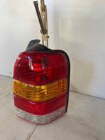 2001 - 2007 FORD ESCAPE Rear Tail Light Assembly Wagon Right Passenger Side RH G