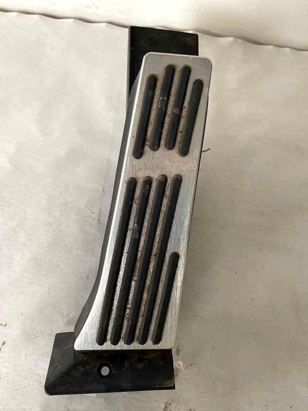 2005 BMW 645CI Coupe Automatic Transmission Accelerator Gas Pedal 4.4L 4 Cyl. G