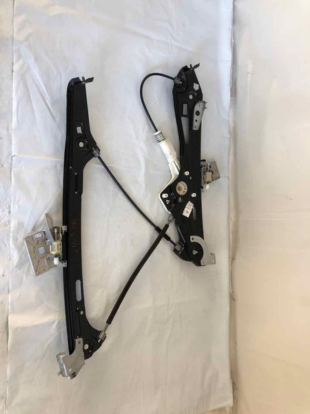 2006 - 2011 MERCEDES CLS550 Front Electric Door Window Regulator Right Side RH G