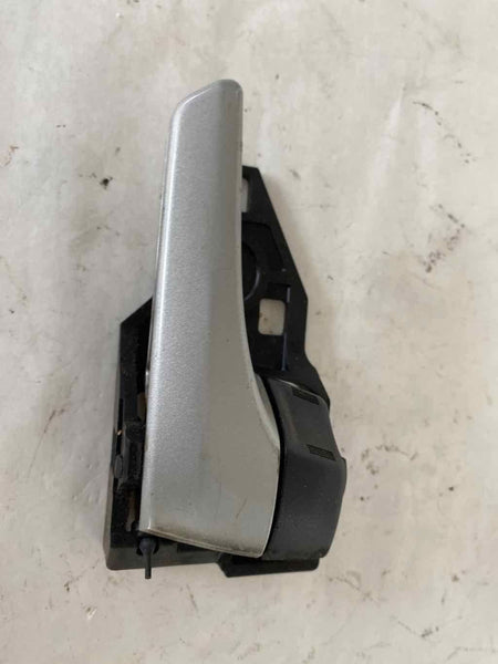 2010 - 2011 TOYOTA PRIUS Sedan Rear Inside Door Handle Right Passenger Side RH T