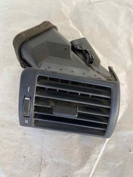 2001 BMW 330I Sedan Front Air Conditioner Heater Vents Right Passenger Side RH T