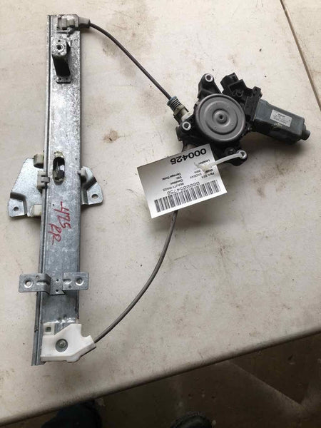 2004 - 2011 MITSUBISHI ENDEAVOR Rear Electric Door Window Regulator Right Side