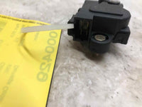 2002 HYUNDAI XG350 Sedan Front Door Lock Actuator Motor Left Driver Side LH