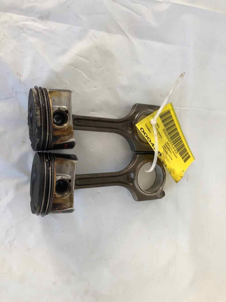 2012 BMW MINI COOPER CLUBMAN JCW Wagon 2 Pieces Engine Piston W/ Connecting Rod