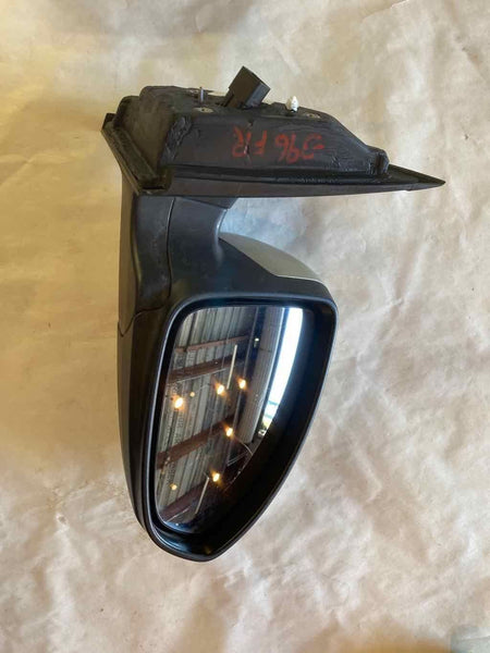 2016 - 2019 CHEVROLET CRUZE Sedan Front Power Door Side Mirror Right Side RH