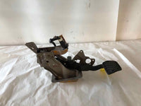 2014 NISSAN VERSA 1.6L Automatic Brake Pedal Assembly w/ Bracket and Sensor OEM