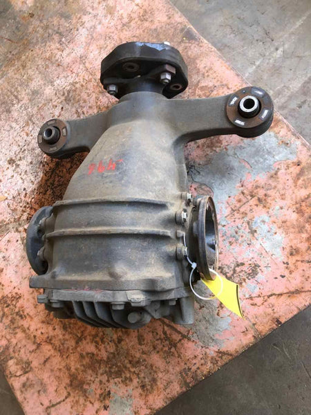 2001 LEXUS LS430 4.3L 8 Cylinder Automatic Rear Axle Differential Carrier OEM